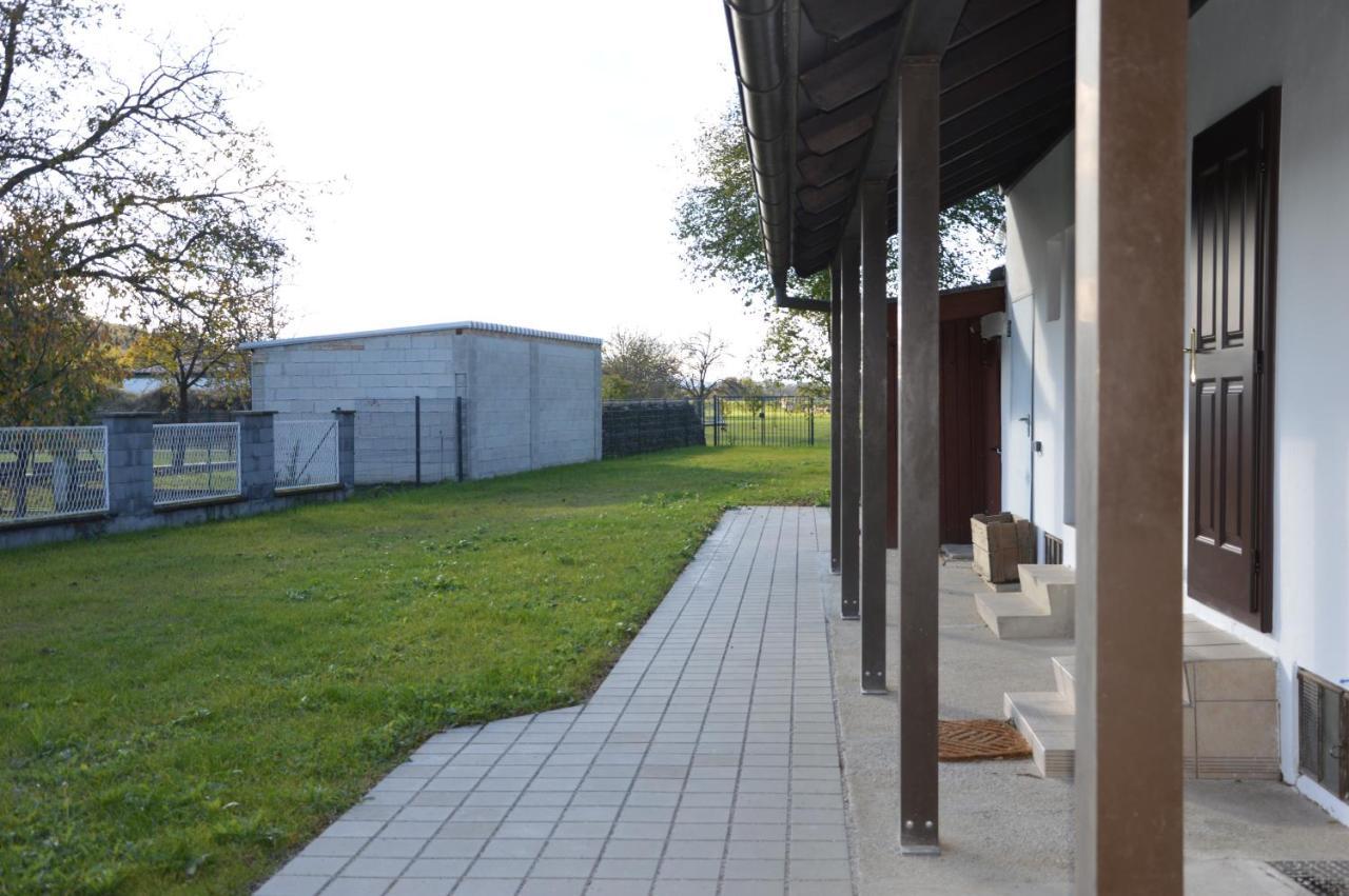 Kinderlachen Garantiert Lutzmannsburg Exterior foto